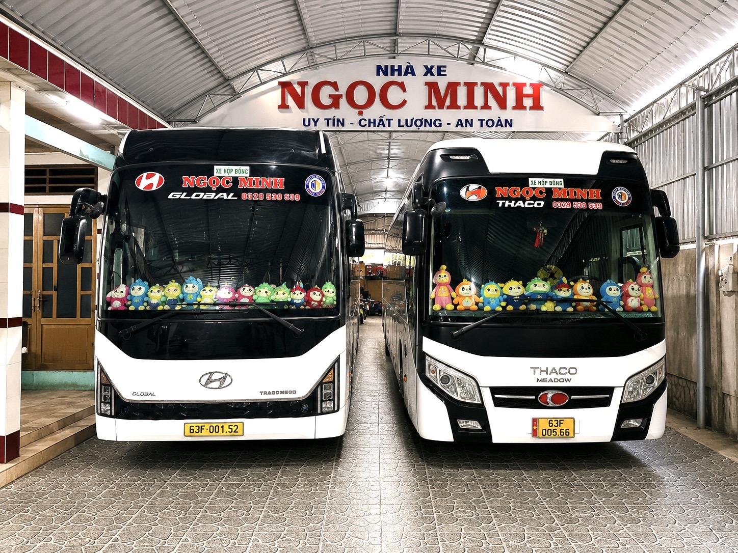 Xe 29 chỗ Gobal Univer